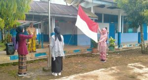 Foto hardiknas 2023_ pengibaran bendera merah putih